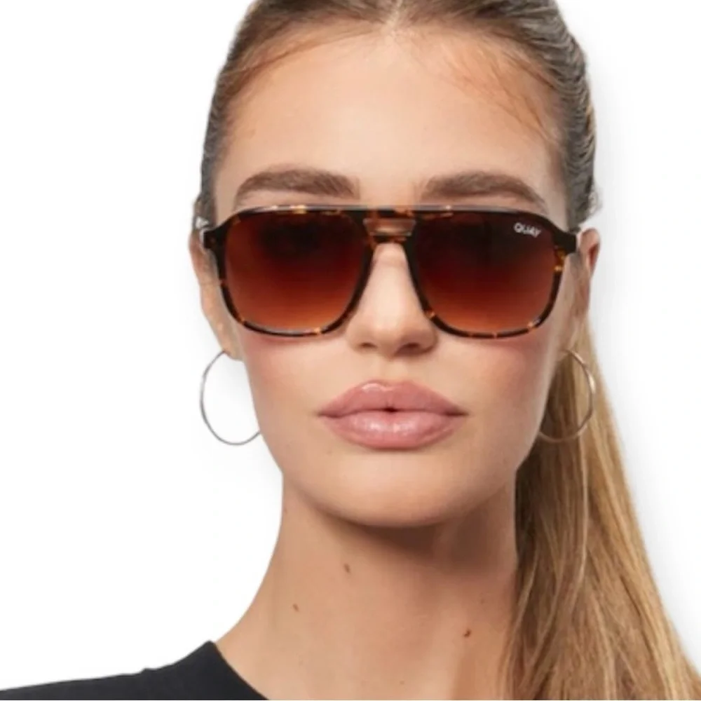 QUAY On The Fly Sunglasses Yellow Tortoise Brown Orange Gradient Lens Unisex NWT